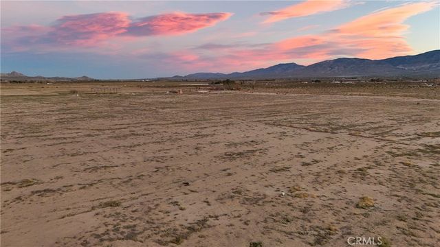 793 Locust Avenue, Lucerne Valley, CA 92356