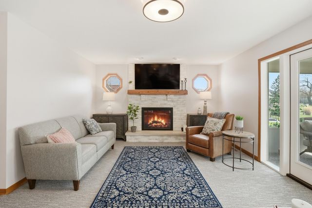 1345 Mccoy Drive, Schererville, IN 46375