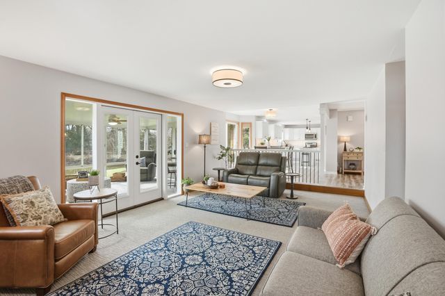 1345 Mccoy Drive, Schererville, IN 46375