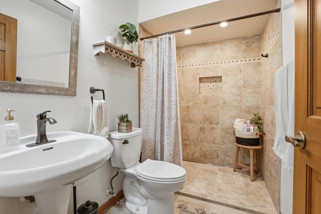 1345 Mccoy Drive, Schererville, IN 46375