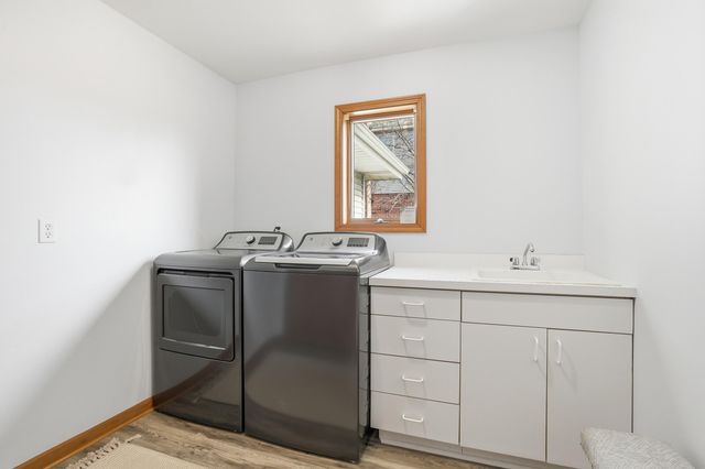 1345 Mccoy Drive, Schererville, IN 46375