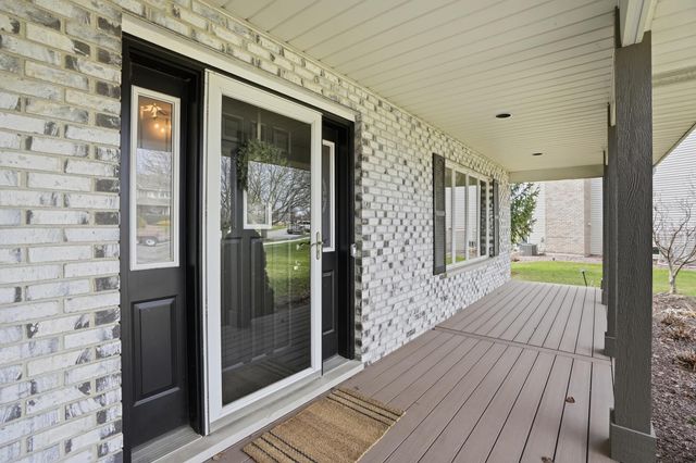 1345 Mccoy Drive, Schererville, IN 46375