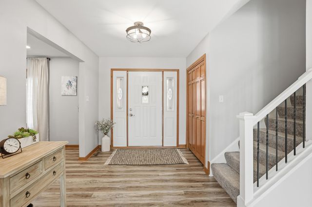 1345 Mccoy Drive, Schererville, IN 46375