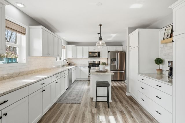 1345 Mccoy Drive, Schererville, IN 46375