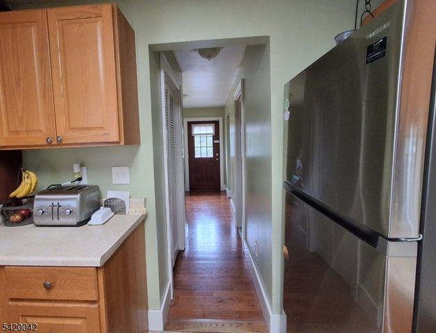 10 Governor Haines St, Hamburg Boro, NJ 07419