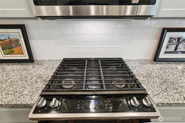 126 Zephyr Drive, Silverlake, WA 98645