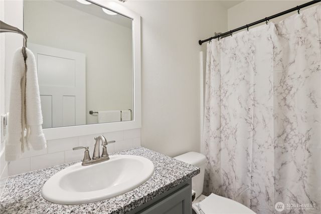 126 Zephyr Drive, Silverlake, WA 98645