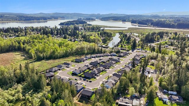 126 Zephyr Drive, Silverlake, WA 98645