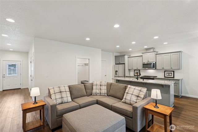 126 Zephyr Drive, Silverlake, WA 98645