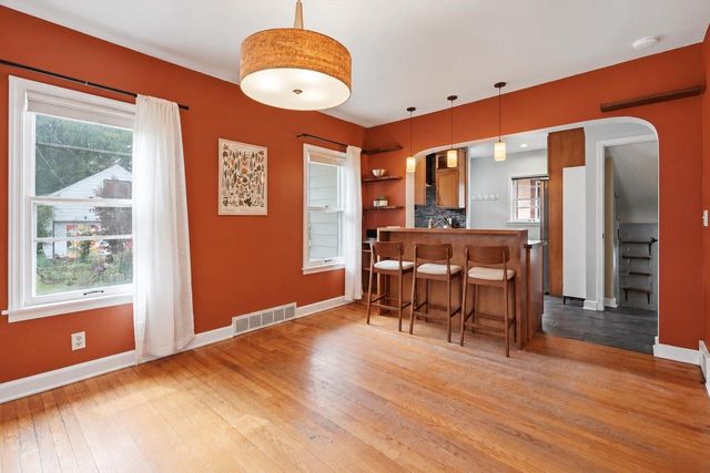 422 Sidney Street, Madison, WI 53703