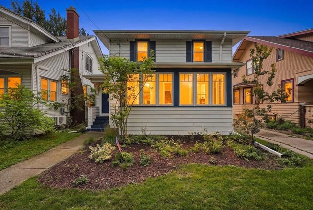 422 Sidney Street, Madison, WI 53703