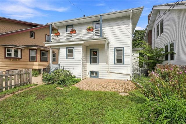 422 Sidney Street, Madison, WI 53703
