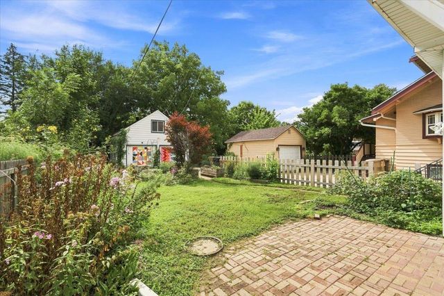 422 Sidney Street, Madison, WI 53703