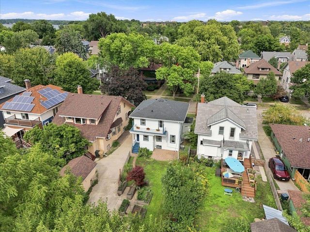 422 Sidney Street, Madison, WI 53703