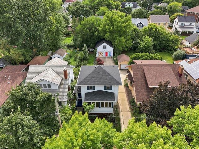 422 Sidney Street, Madison, WI 53703