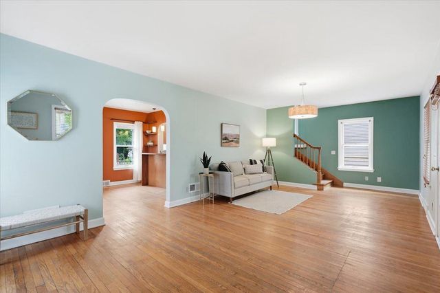422 Sidney Street, Madison, WI 53703