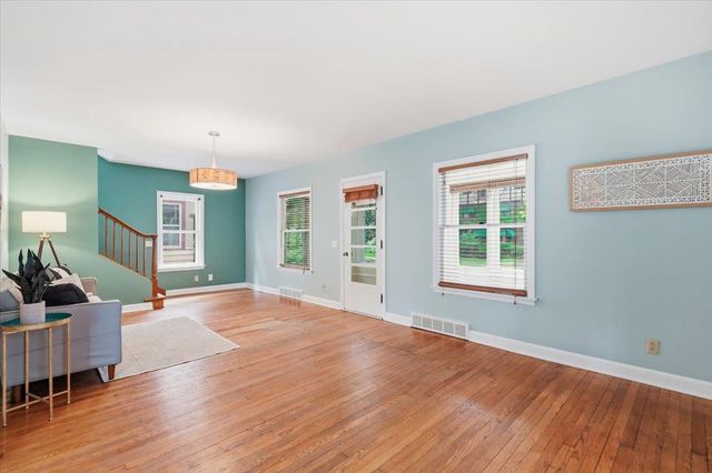 422 Sidney Street, Madison, WI 53703
