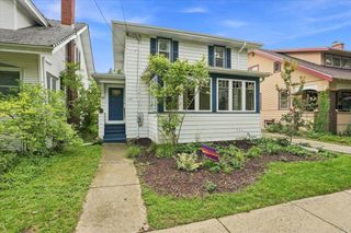 422 Sidney Street, Madison, WI 53703