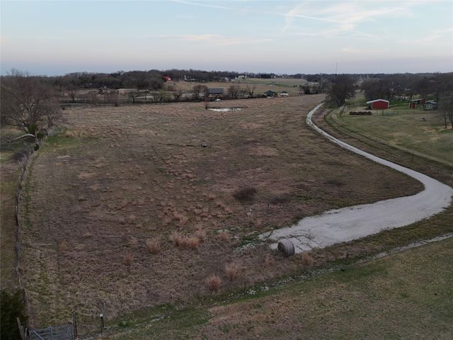 3891 Bethel Cannon Road, Van Alstyne, TX 75495