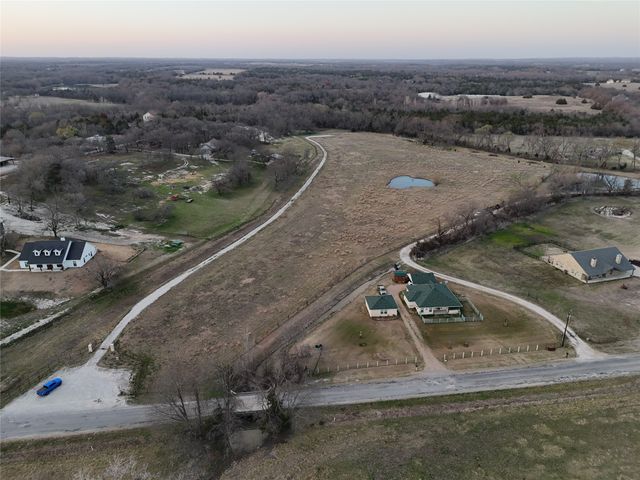 3891 Bethel Cannon Road, Van Alstyne, TX 75495