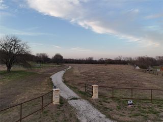 3891 Bethel Cannon Road, Van Alstyne, TX 75495