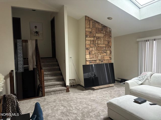 5913 - 5919 Staghorn Drive, Toledo, OH 43614