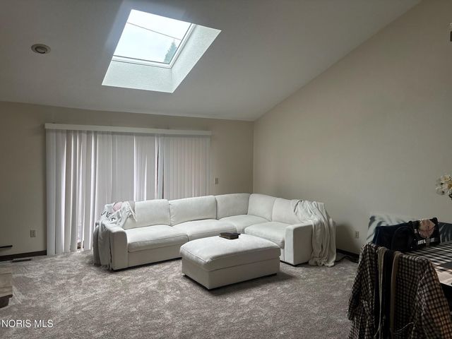 5913 - 5919 Staghorn Drive, Toledo, OH 43614