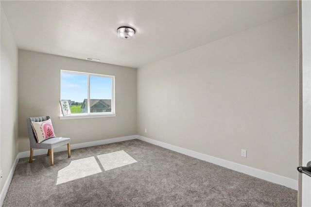 803 Mont Clair Street, Solon, IA 52333
