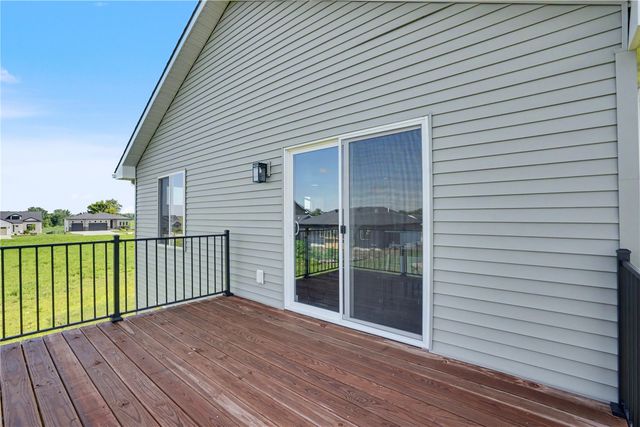 803 Mont Clair Street, Solon, IA 52333