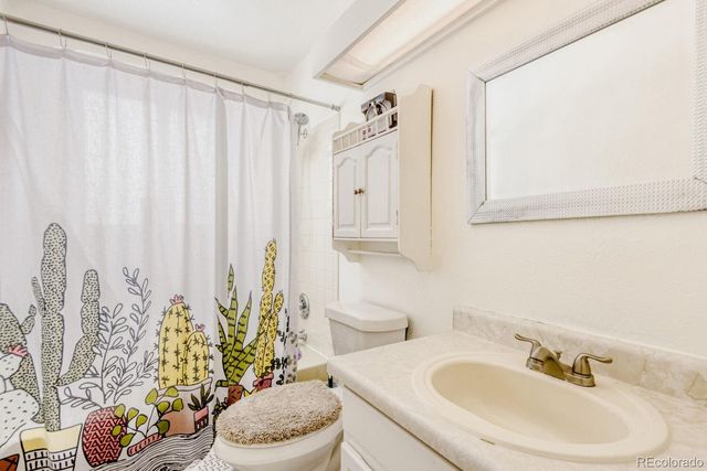 19729 E Wagontrail Drive, Centennial, CO 80015