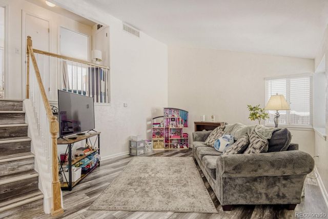 19729 E Wagontrail Drive, Centennial, CO 80015