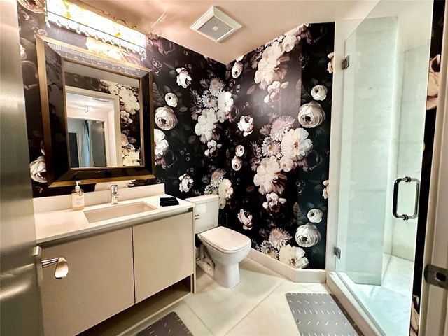 2101 S SURF Road 2C, Hollywood, FL 33019