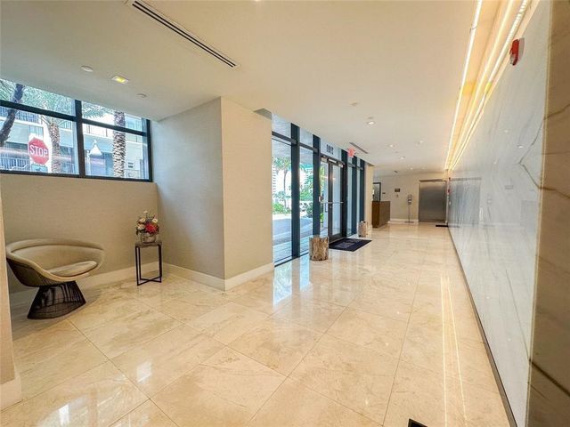 2101 S SURF Road 2C, Hollywood, FL 33019