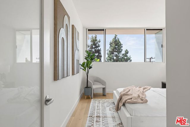 8787 Shoreham Drive 109, West Hollywood, CA 90069