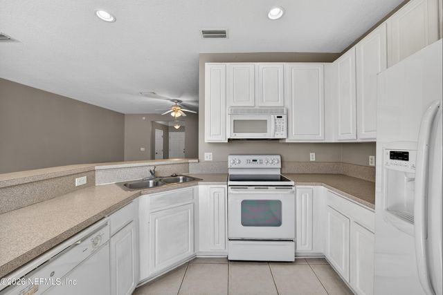 7152 STONELION Circle, Jacksonville, FL 32256