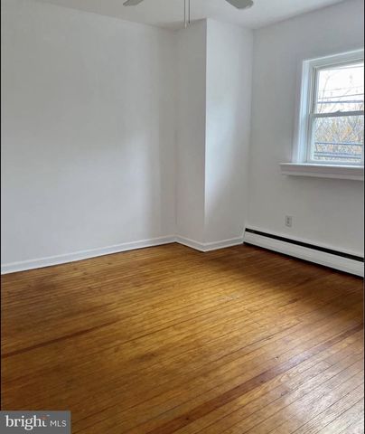 672 COLWELL RD, Woodlyn, PA 19094