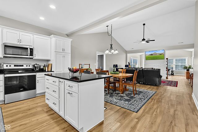 2618 Viceroy Lane, Lebanon, IN 46052