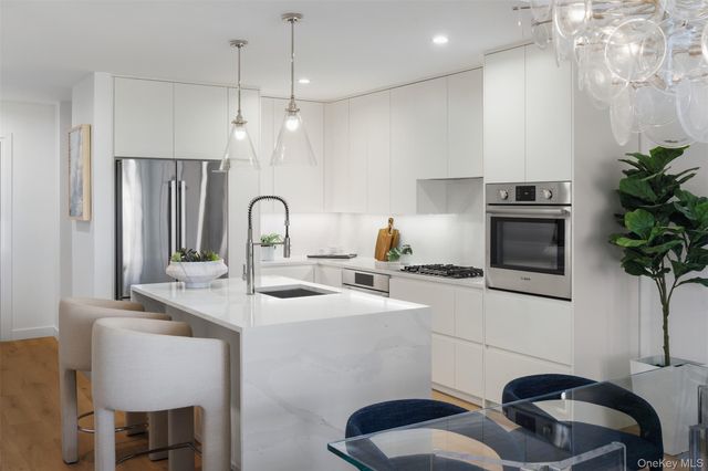 140 Boardwalk 805 B, Long Beach, NY 11561