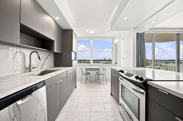 18021 Biscayne Boulevard 901, Aventura, FL 33160