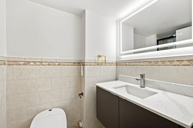 18021 Biscayne Boulevard 901, Aventura, FL 33160