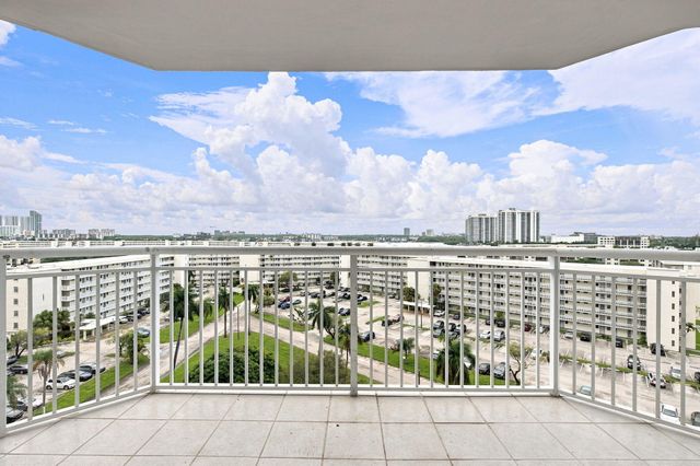 18021 Biscayne Boulevard 901, Aventura, FL 33160