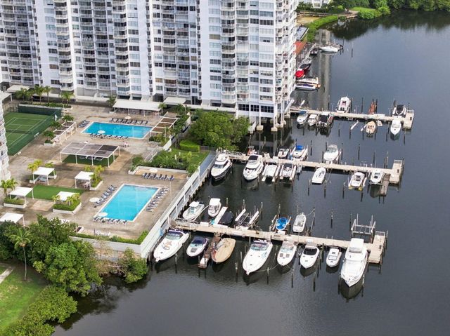 18021 Biscayne Boulevard 901, Aventura, FL 33160