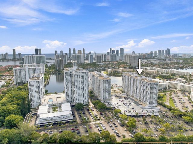 18021 Biscayne Boulevard 901, Aventura, FL 33160