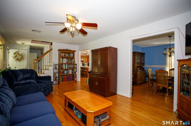 264 North Wawecus Hill Road, Norwich, CT 06360