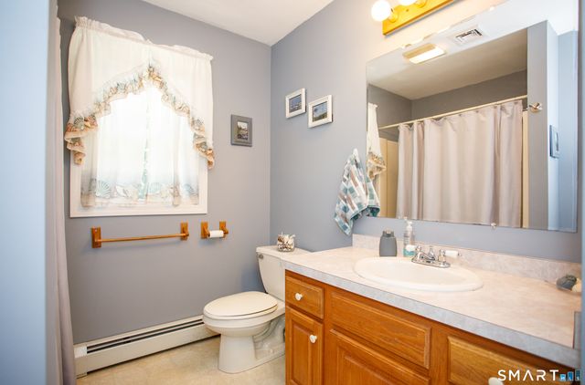 264 North Wawecus Hill Road, Norwich, CT 06360