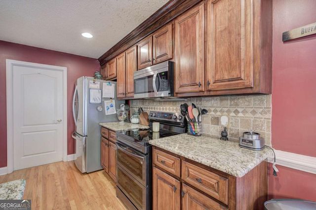 12 Berkshire Drive NW, Cartersville, GA 30120