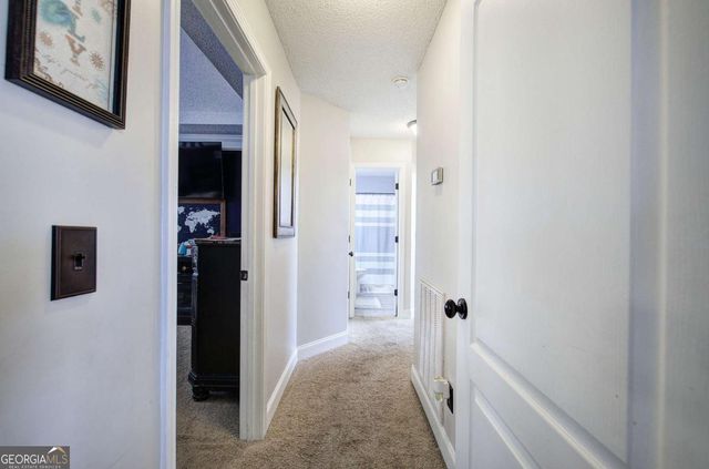 12 Berkshire Drive NW, Cartersville, GA 30120