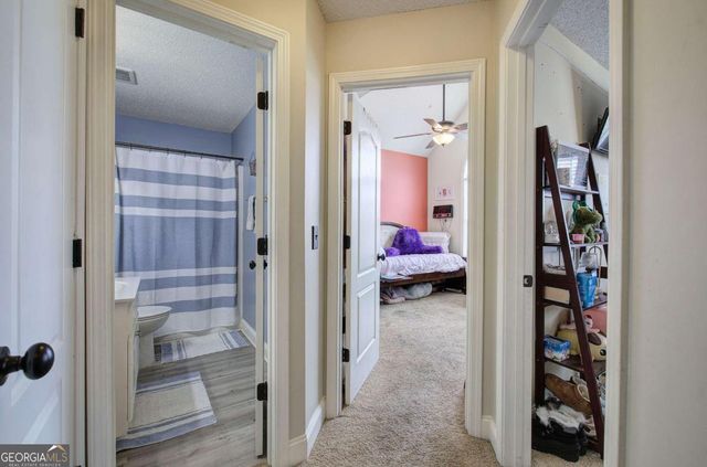 12 Berkshire Drive NW, Cartersville, GA 30120