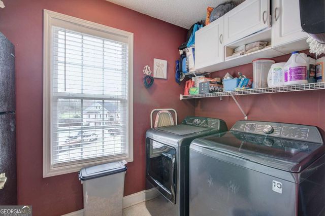 12 Berkshire Drive NW, Cartersville, GA 30120