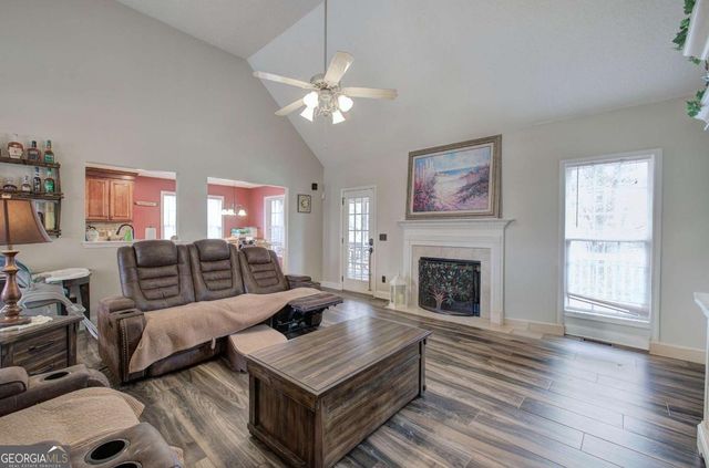 12 Berkshire Drive NW, Cartersville, GA 30120